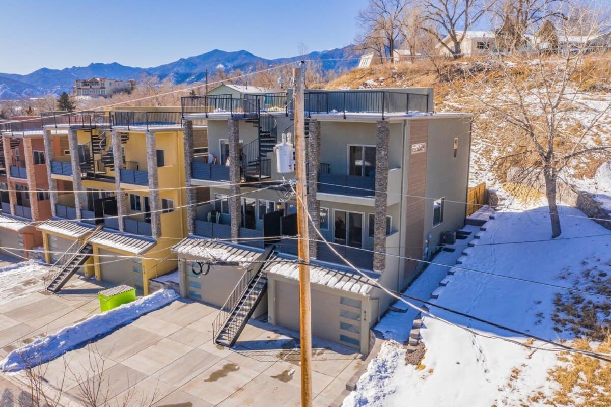 4Bd Home W Rooftop Patio Fire Pit & Mountain Views Colorado Springs Eksteriør bilde