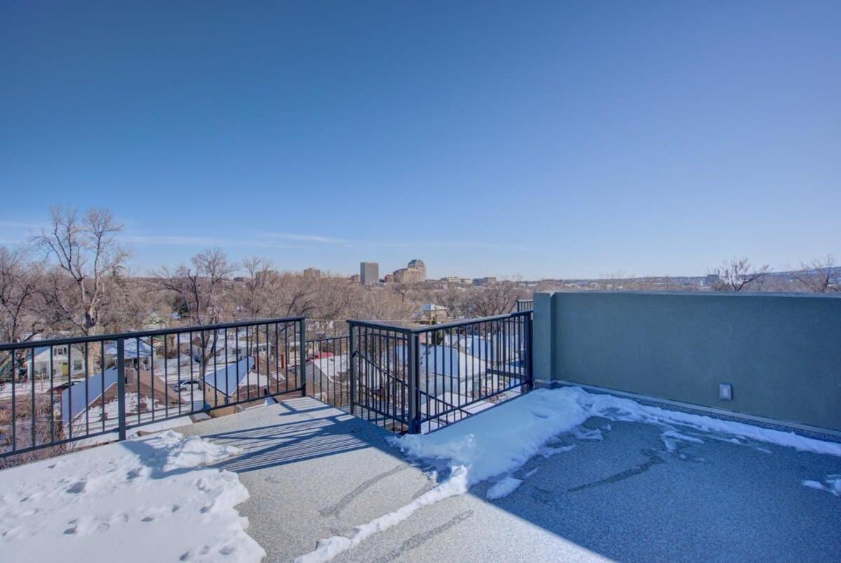 4Bd Home W Rooftop Patio Fire Pit & Mountain Views Colorado Springs Eksteriør bilde